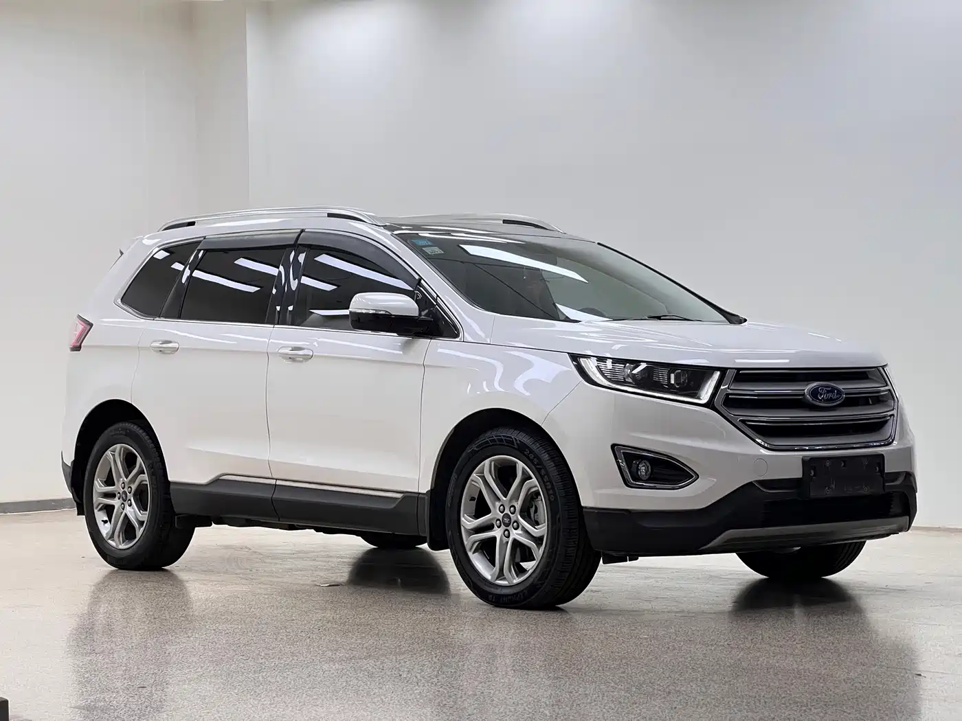 Ford Edge 2019 2018 EcoBoost 245 FWD Luxury 7-seater China V