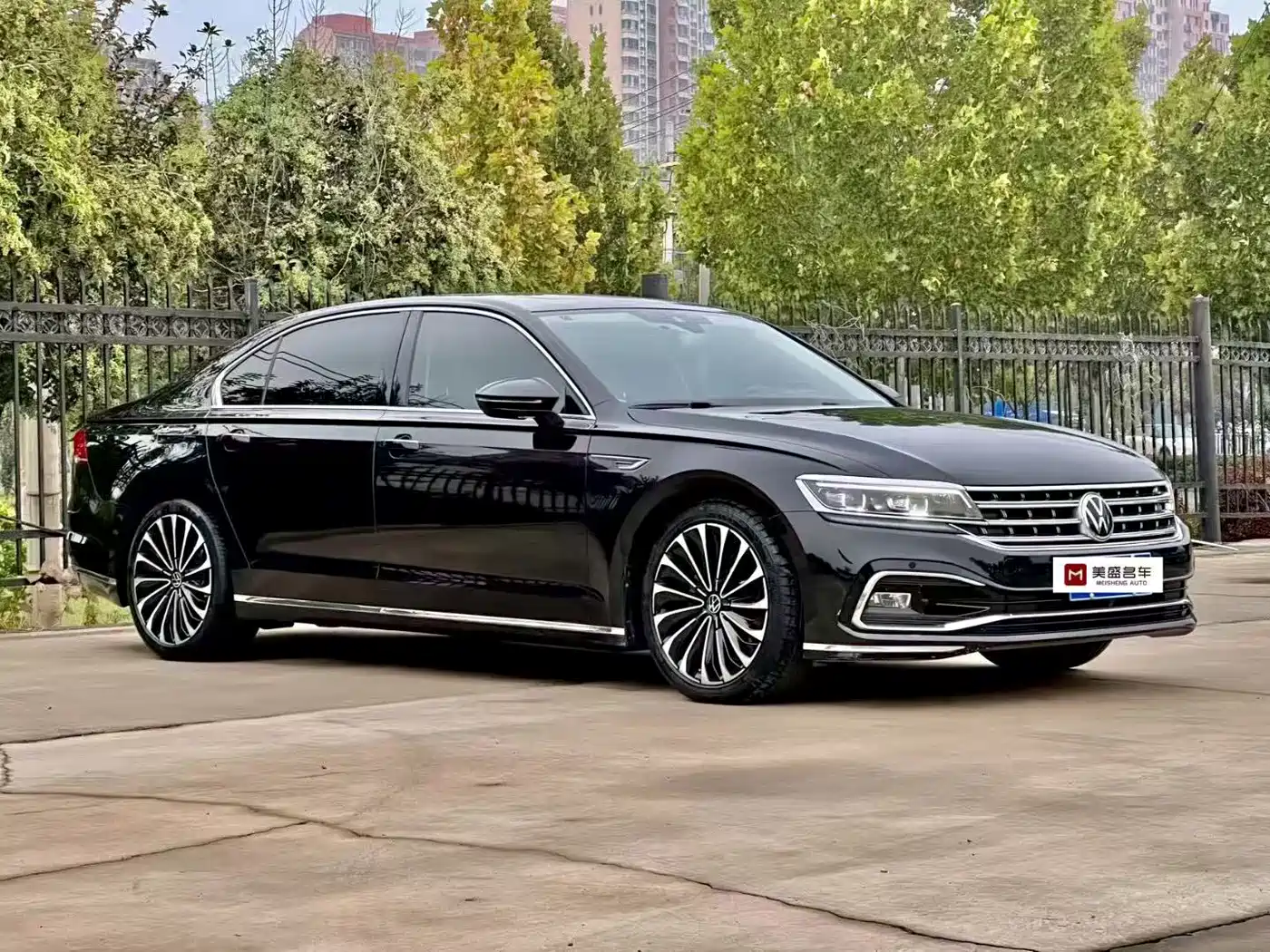 Volkswagen Phideon 2021 380TSI Premium Edition фото 3