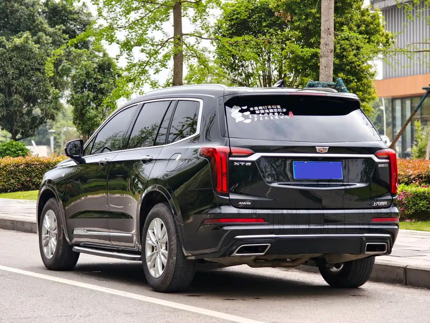 CADILLAC XT6