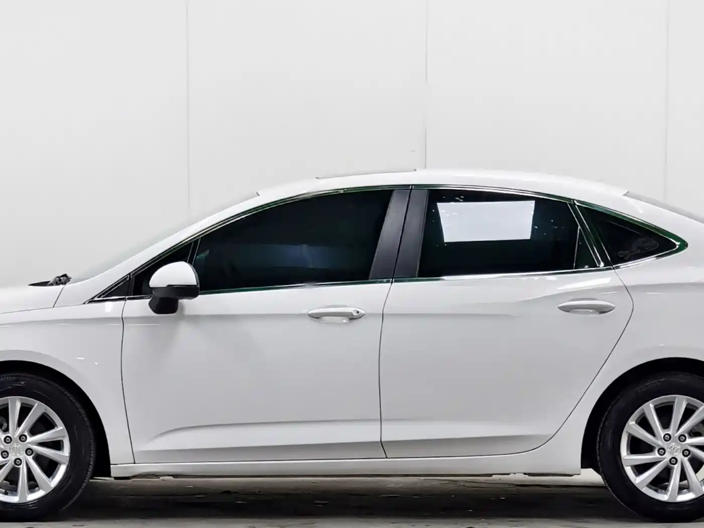 Buick Verano 2017 Sedan 15S Automatic Progressive фото 7