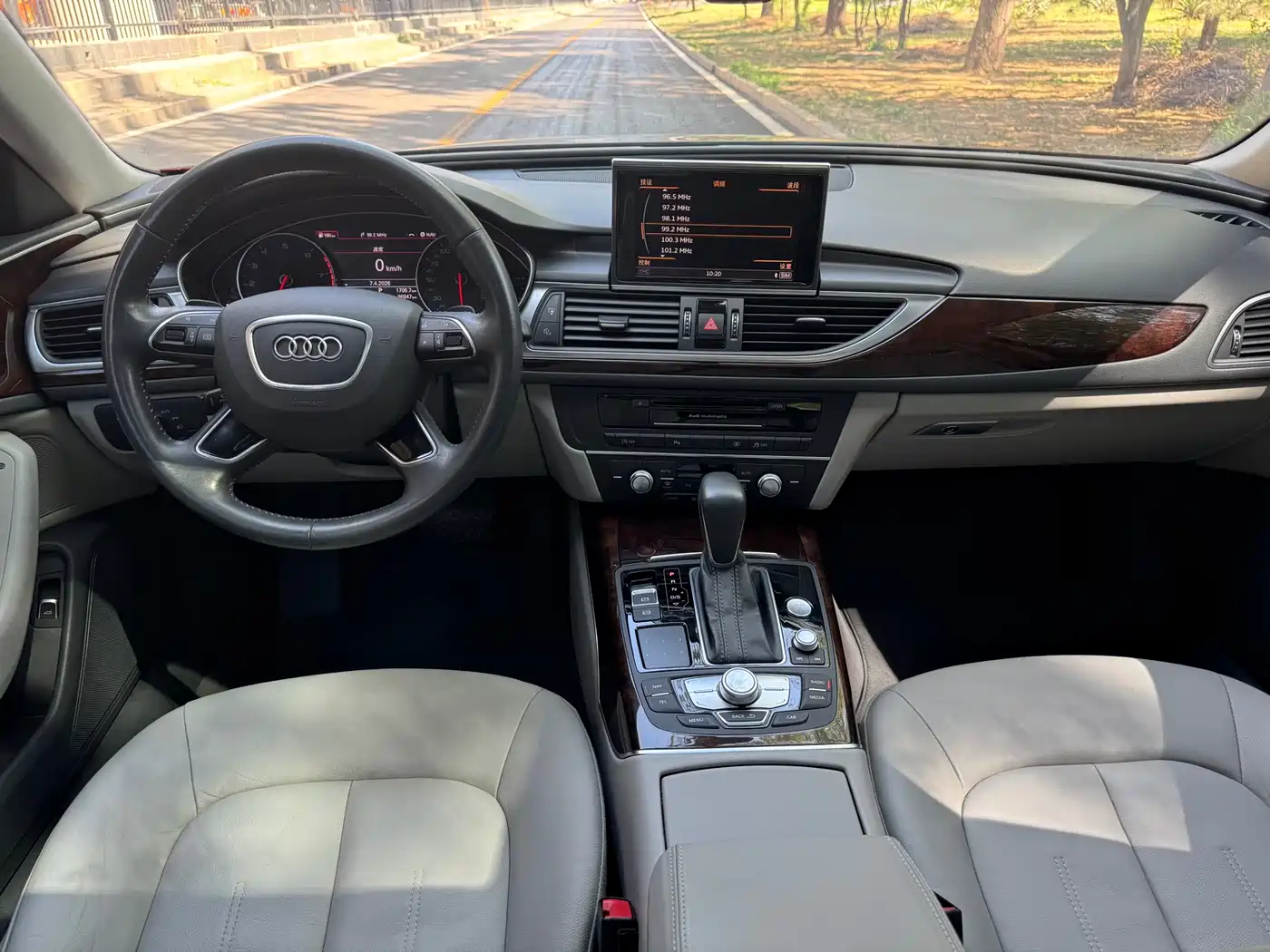 Audi A6L 2016 30 FSI Technology фото 4