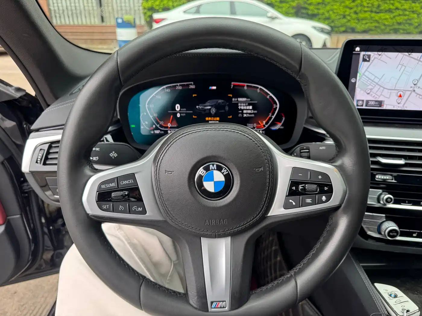 BMW 5 Series 2021 525Li M Sport Package фото 13