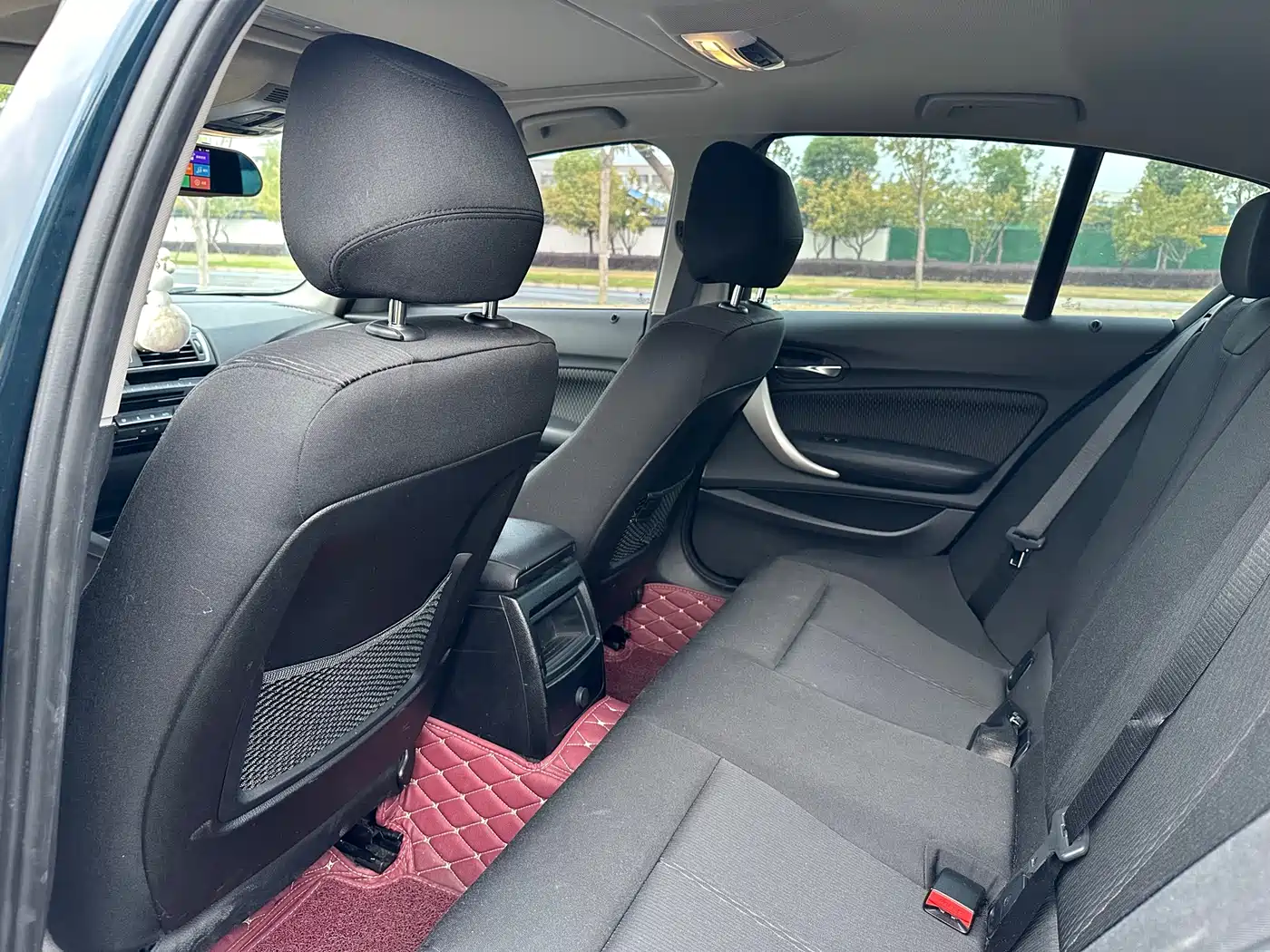 BMW 1 Series (Import) 2016 118i Leading фото 8