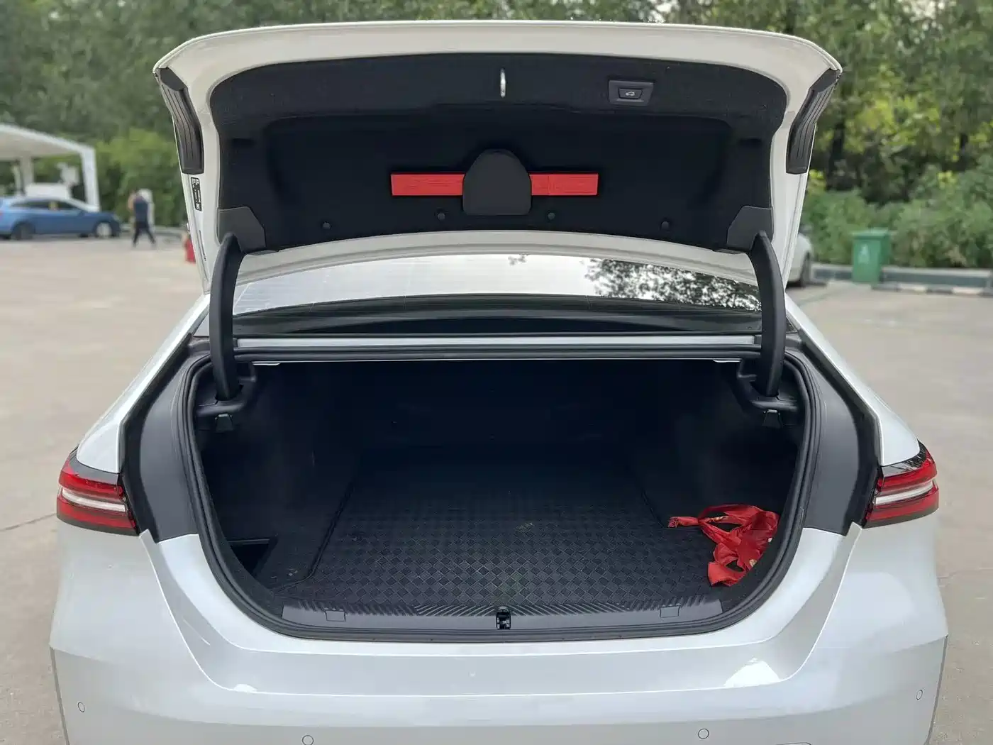 BMW i5 2024 2024 eDrive 35L Luxury Package