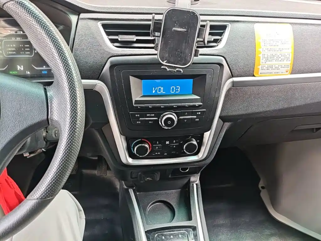 SRM Xinyuan Good Luck 2025 2025 Voyage Edition BYD 42.3kWh 305km 6-seater
