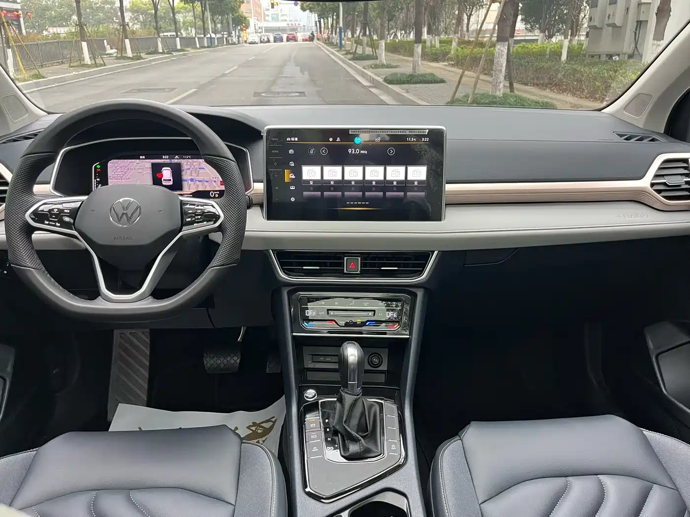 Volkswagen Tharu 2023 300TSI 2WD Full Moon Edition фото 8