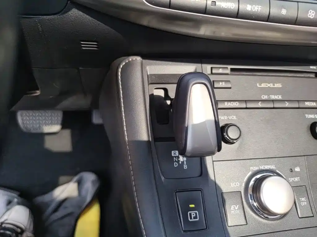 Lexus CT 2017 2017 CT200h Comfort (Single Color, China V)