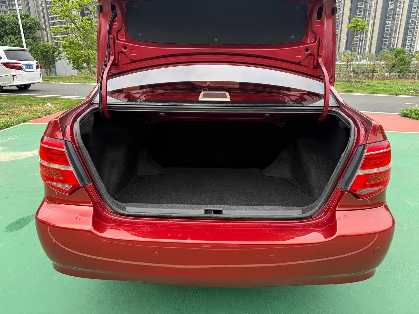 Toyota Corolla 2013 1.6L Automatic Excellence Edition фото 16