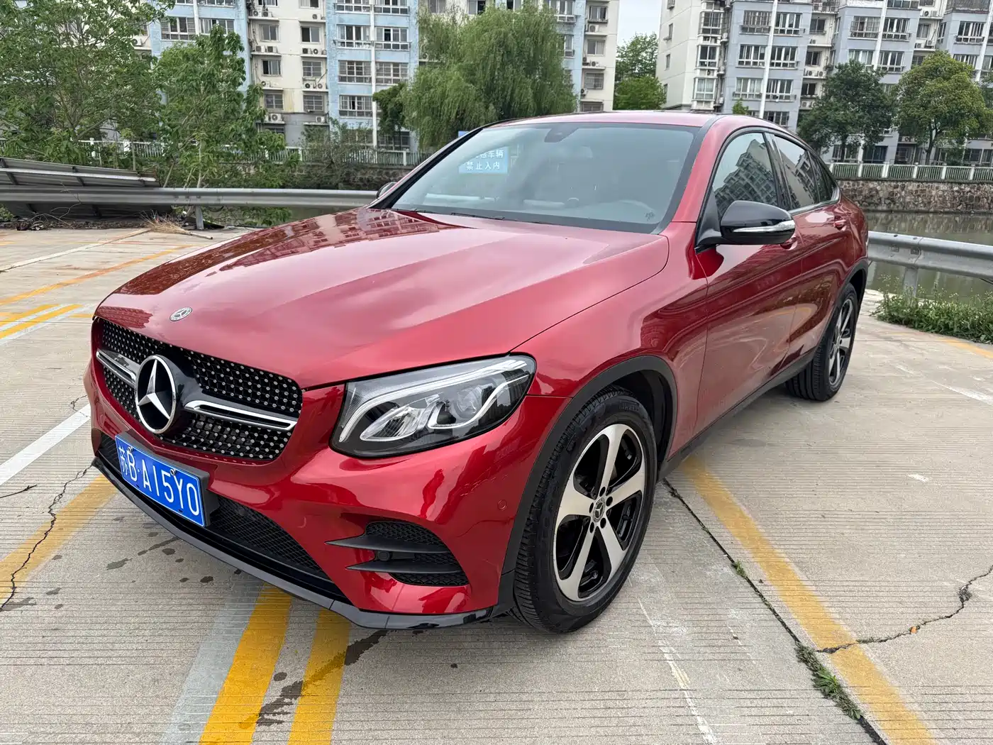 Mercedes-Benz GLC Coupe 2017 GLC 200 4MATIC Coupe SUV