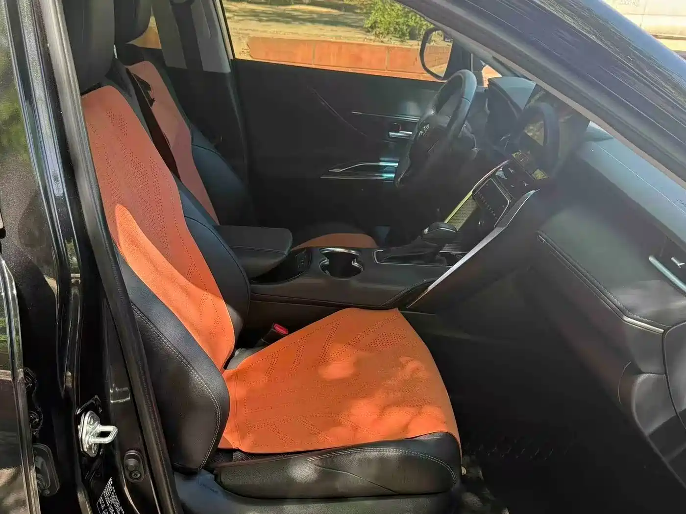 Toyota Venza 2023 2.5L Smart Hybrid AWD Ultimate фото 7