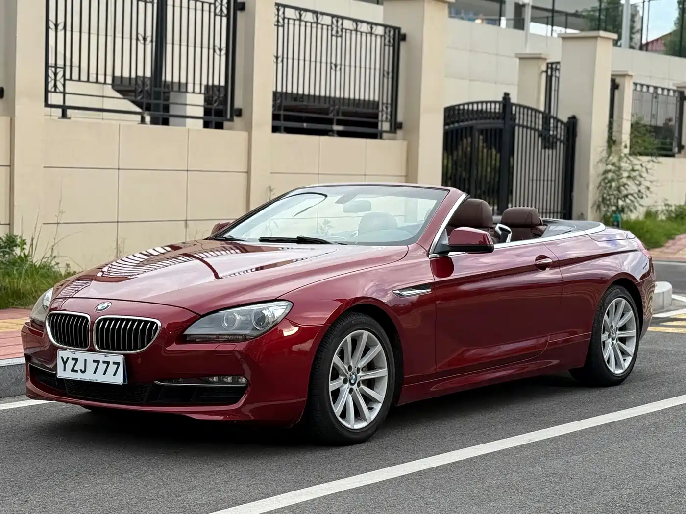 BMW 6 Series 2012 2011 640i Convertible Coupe