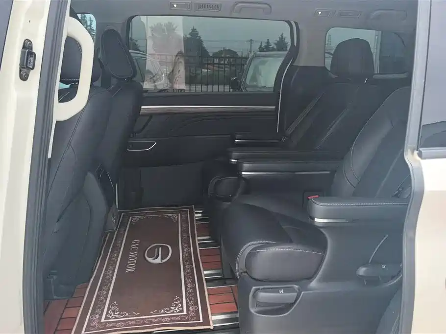 GAC Trumpchi Trumpchi M8 2021 Leading Show Series 390T Premium Edition фото 11
