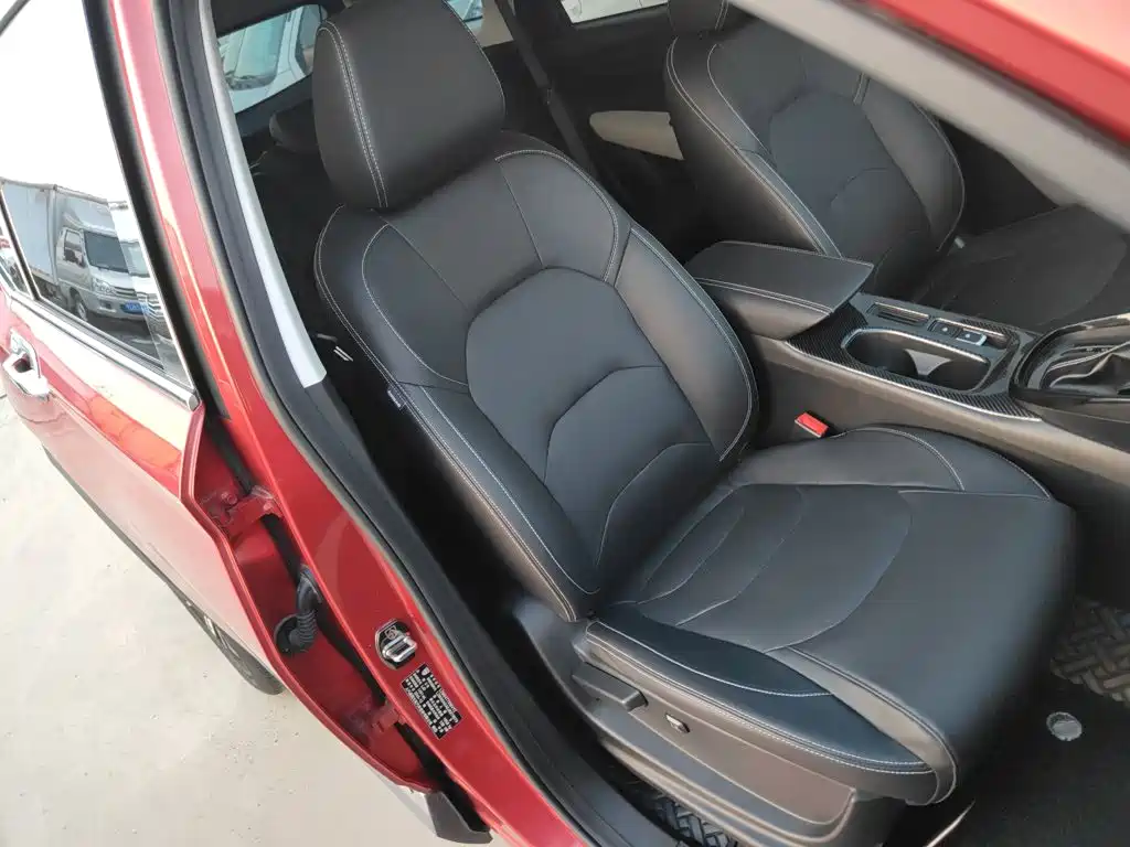 Baojun 530 2019 2019 1.5T CVT Premium China V