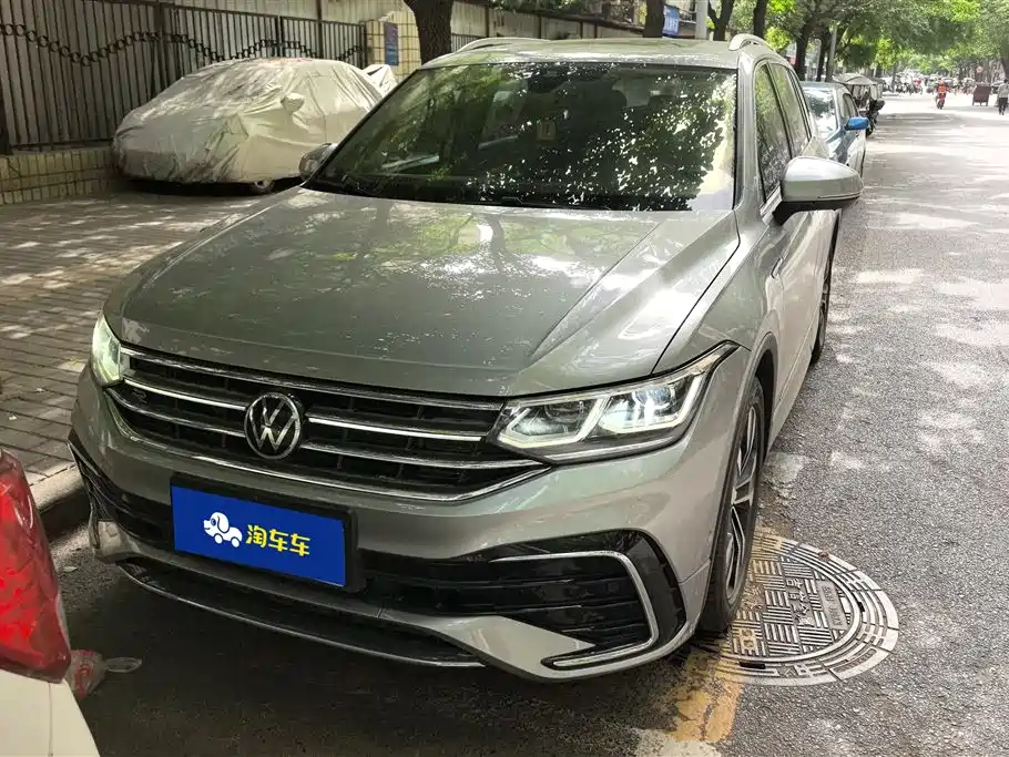 Volkswagen Tiguan L 2022 330TSI Auto 2WD R-Line Premium Edition фото 2
