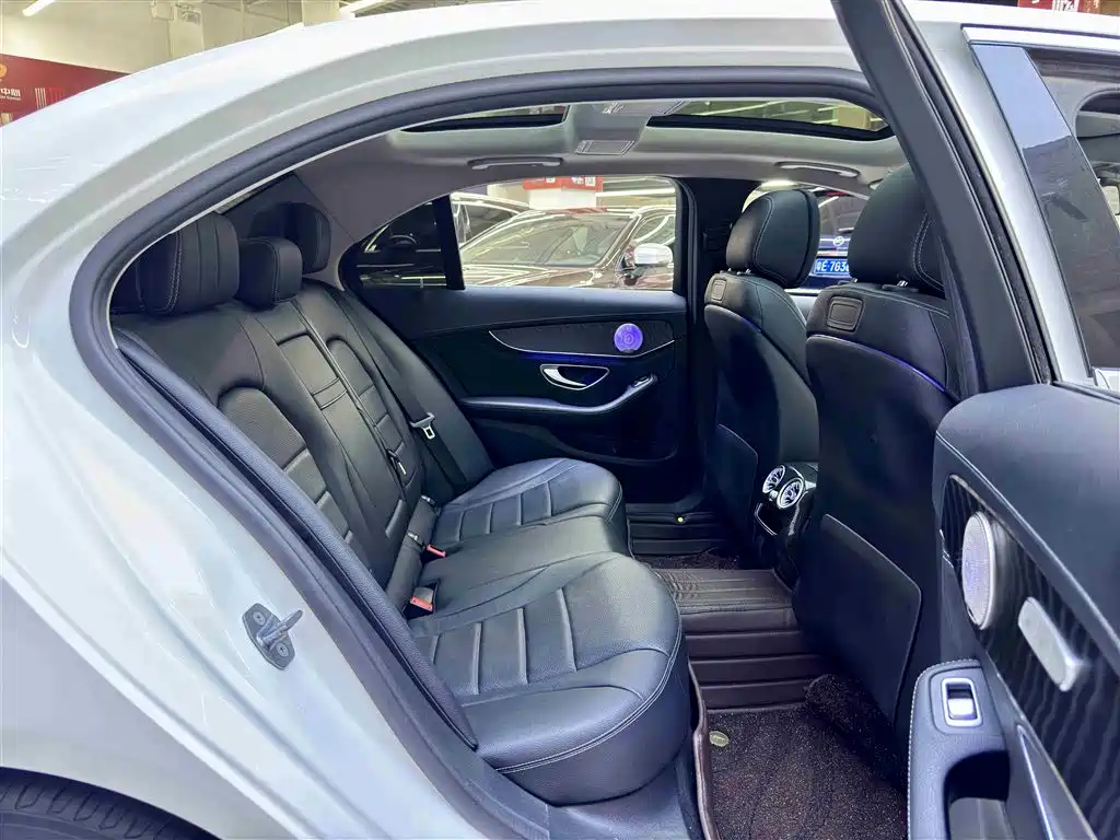 Mercedes-Benz C-Class 2019 C 260 L Sport фото 6