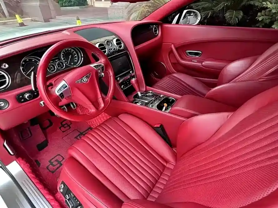 Bentley Continental 2016 4.0T GT V8 Standard фото 4