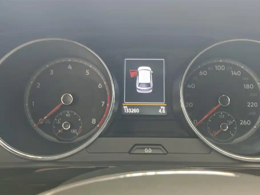 Volkswagen Tiguan L 2018 380TSI Automatic AWD Luxury Edition фото 14