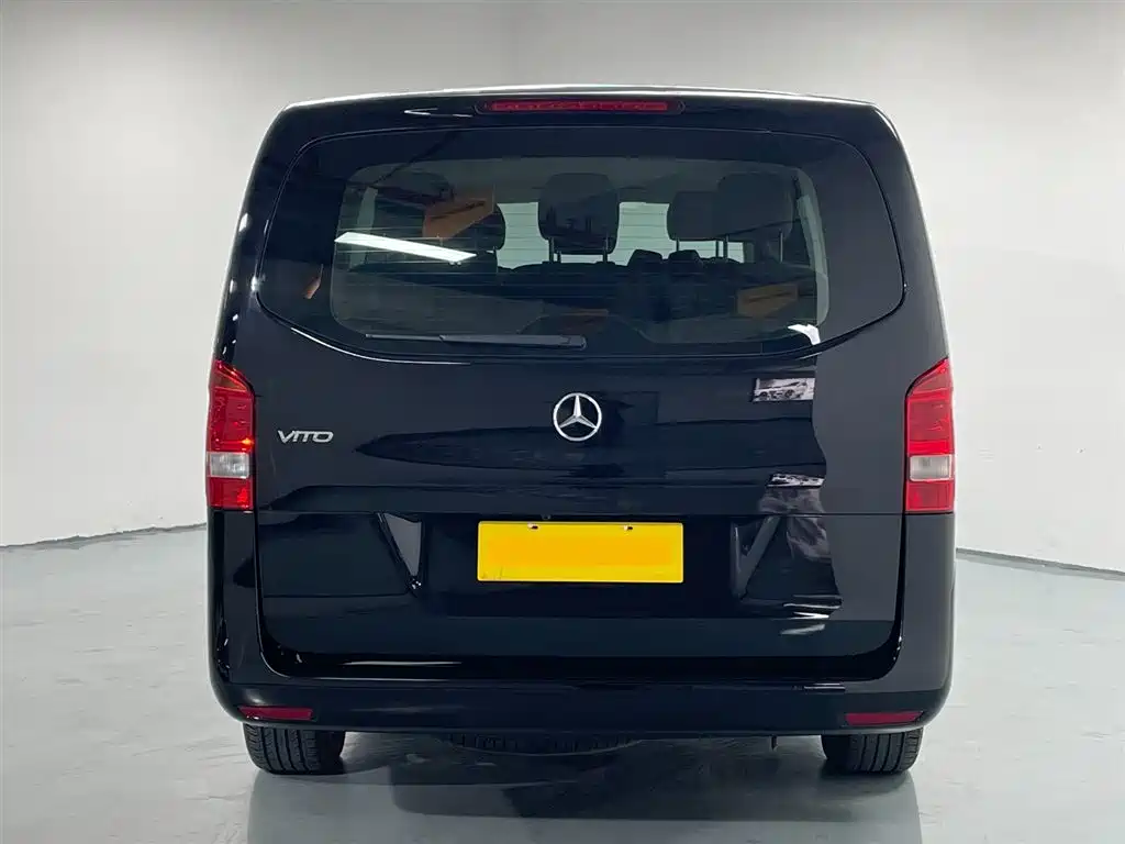 Mercedes-Benz Vito 2016 2.0T Elite Edition фото 4