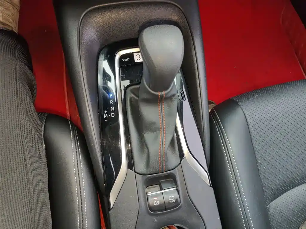 Toyota Corolla 2021 1.2T S-CVT Elite PLUS Edition фото 14
