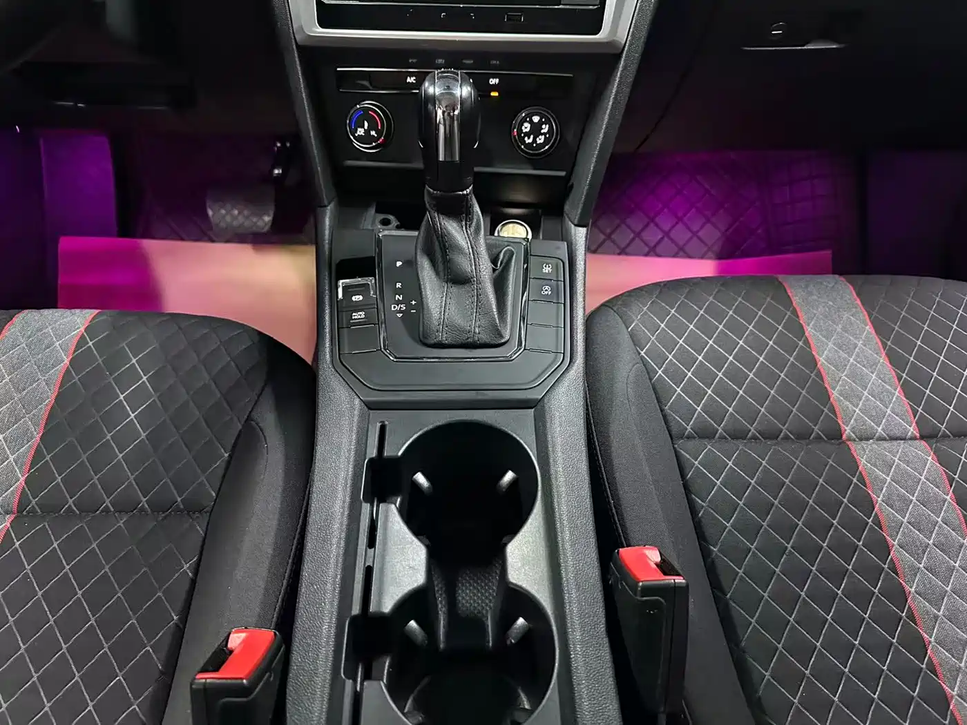 Volkswagen Lamando 2019 230TSI DSG Fashion Edition China VI фото 12