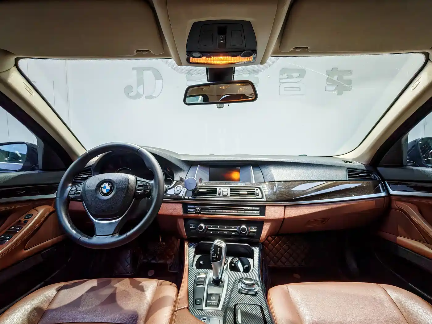 BMW 5 Series 2017 525Li Leading Edition фото 4