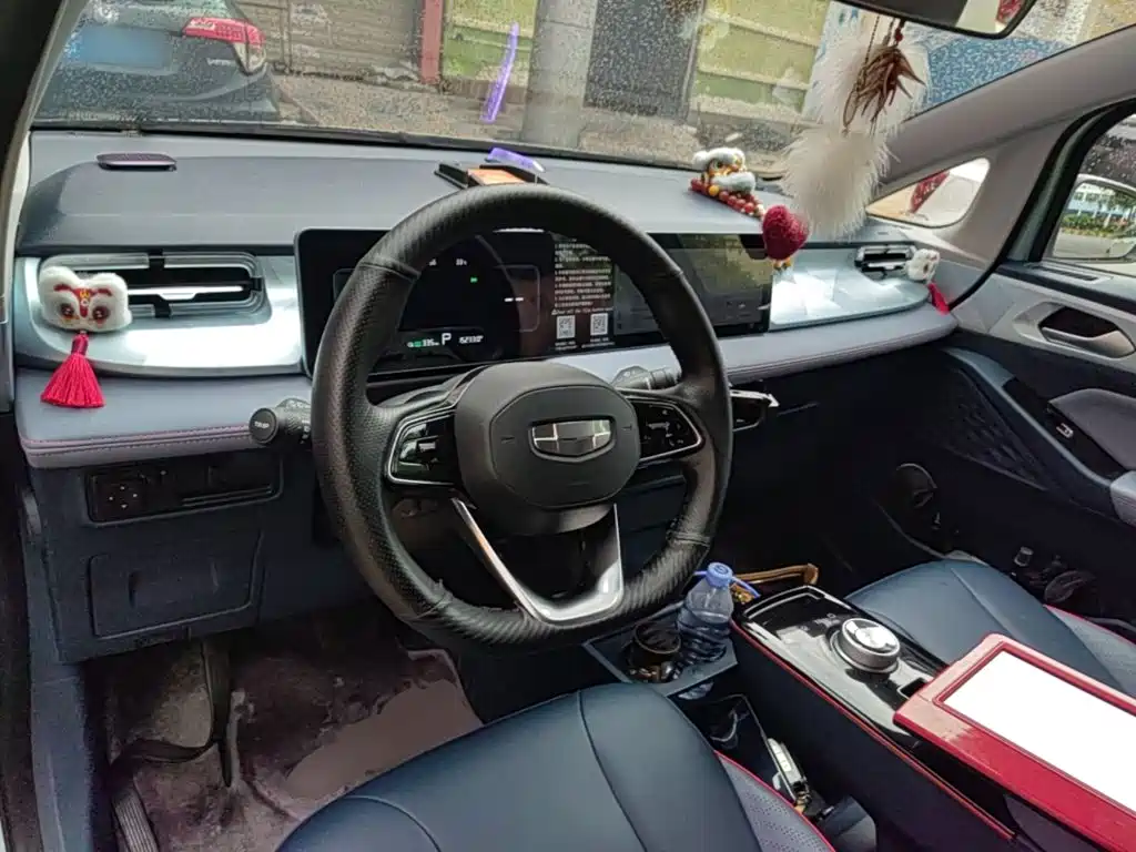 Geely Geometry E Firefly 2022 2023 401KM Linglong Tiger 5-Seater