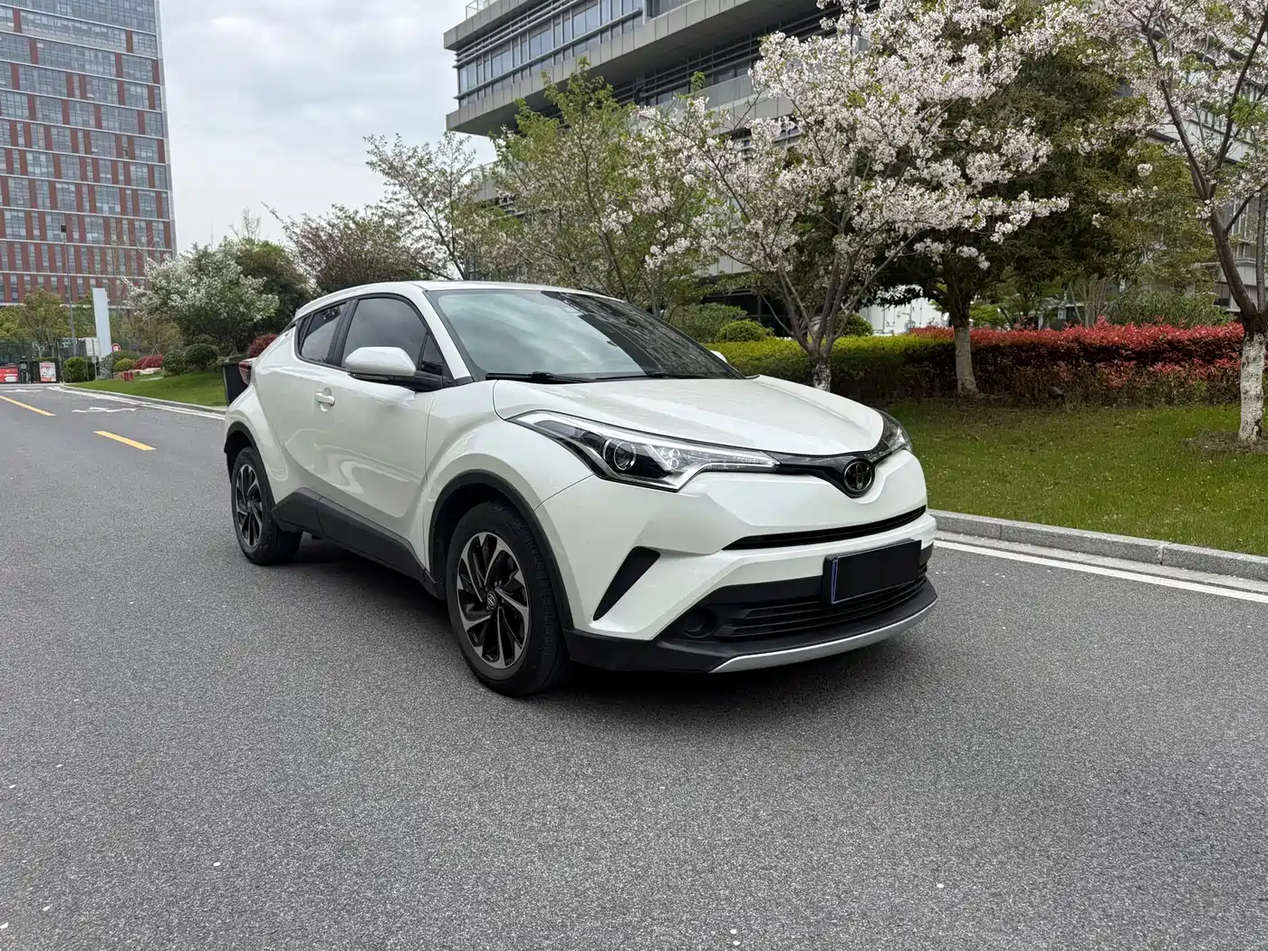 Toyota IZOA 2021 2.0L Yixing Edition фото 3