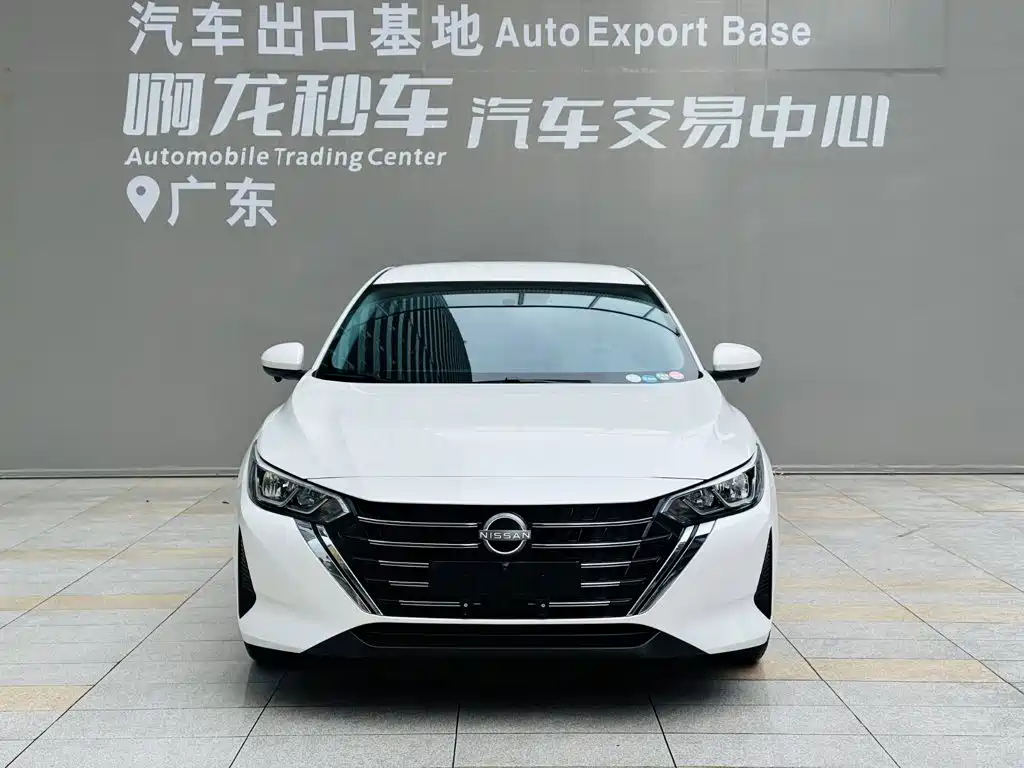 Nissan SYLPHY, миниатюра 2