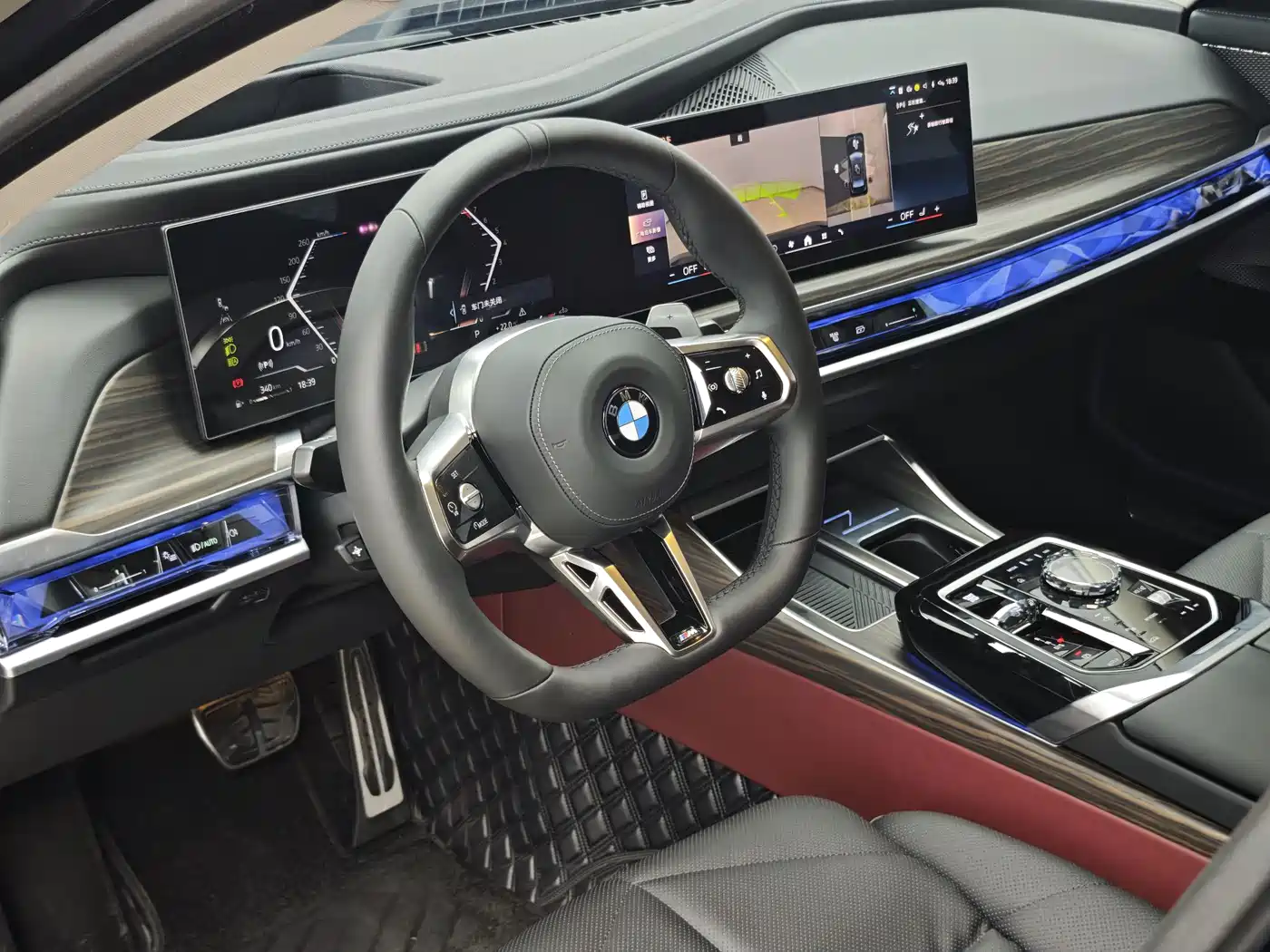 BMW 7-SERIES