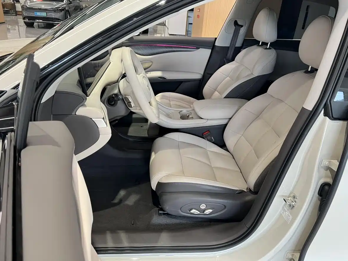 ZHIJI AUTOMOBILE ZHIJI LS6