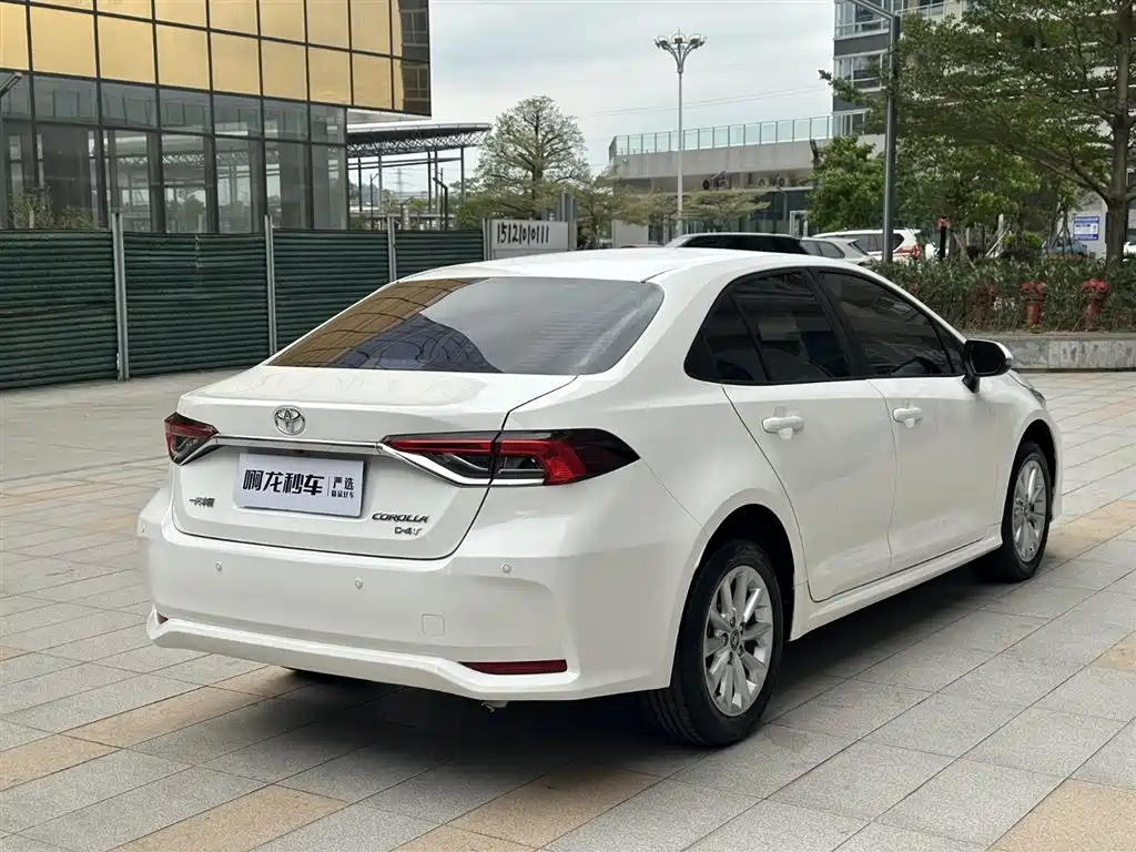 Toyota Corolla 2021 1.2T S-CVT Elite PLUS Edition фото 6