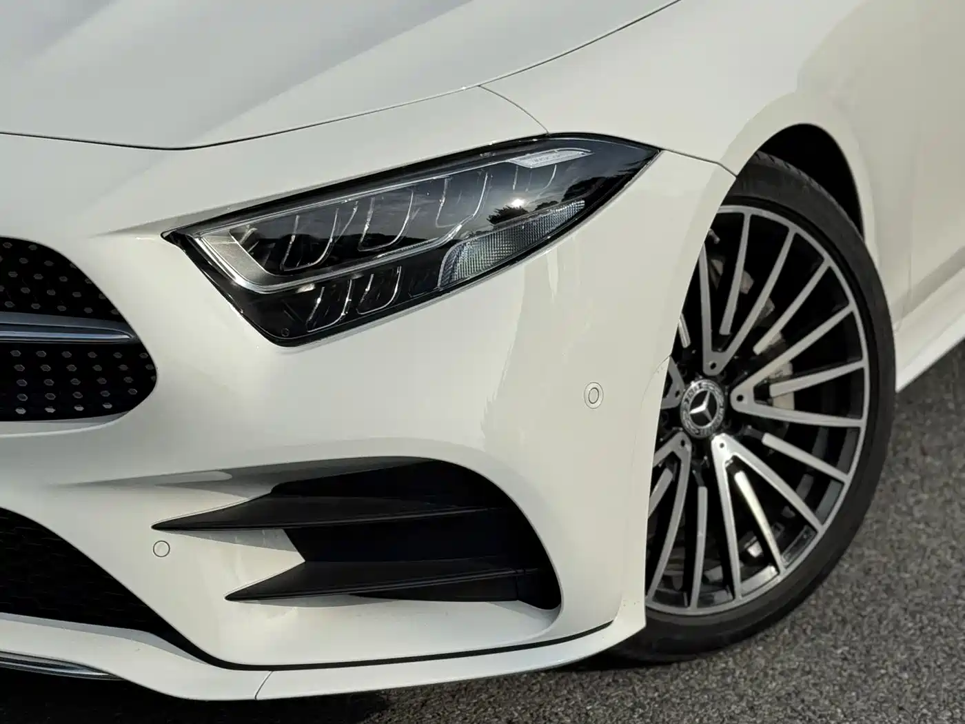 MERCEDES-BENZ CLS