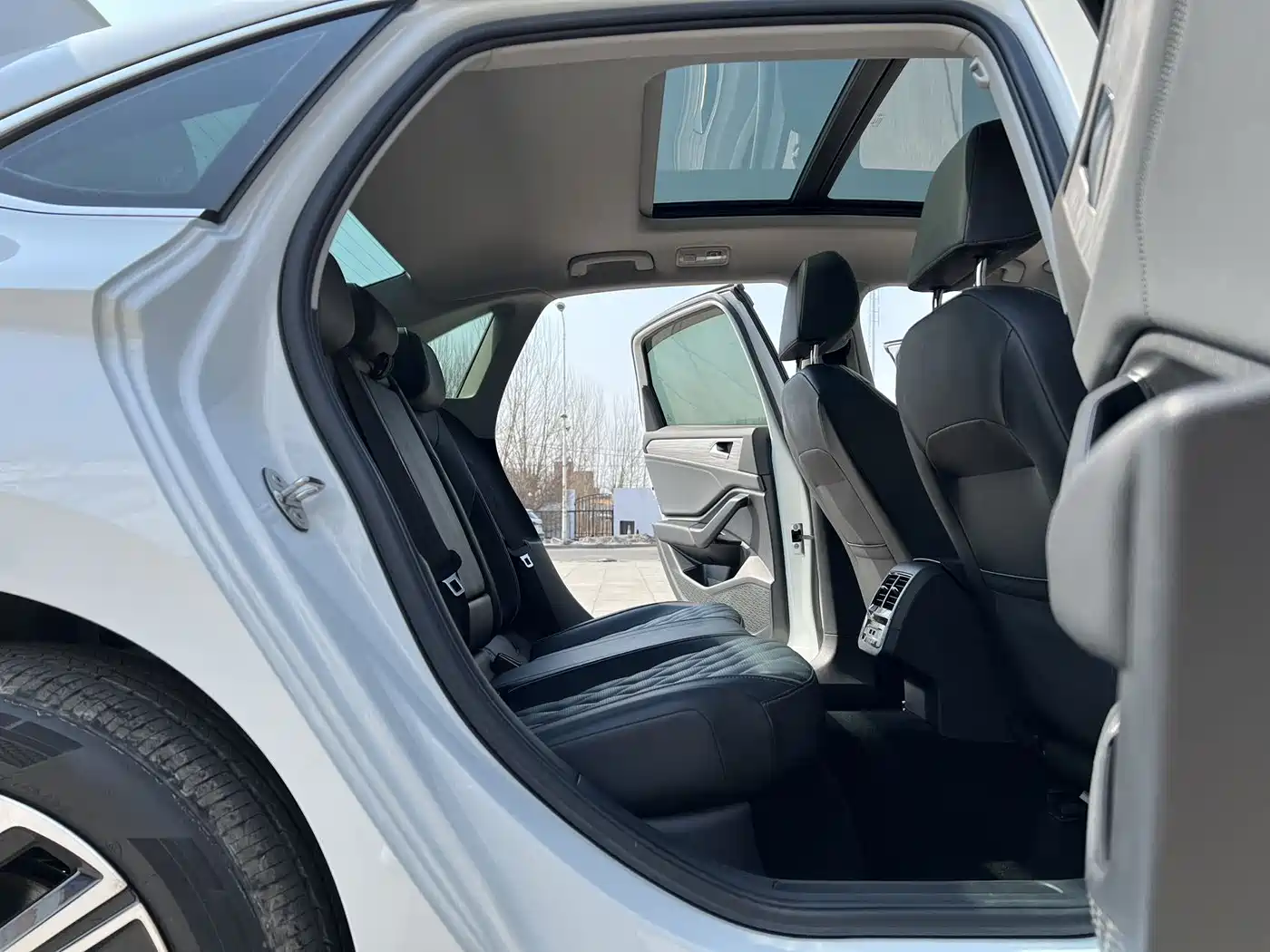 Volkswagen Sagitar 2023 280TSI DSG Beyond Lite фото 11