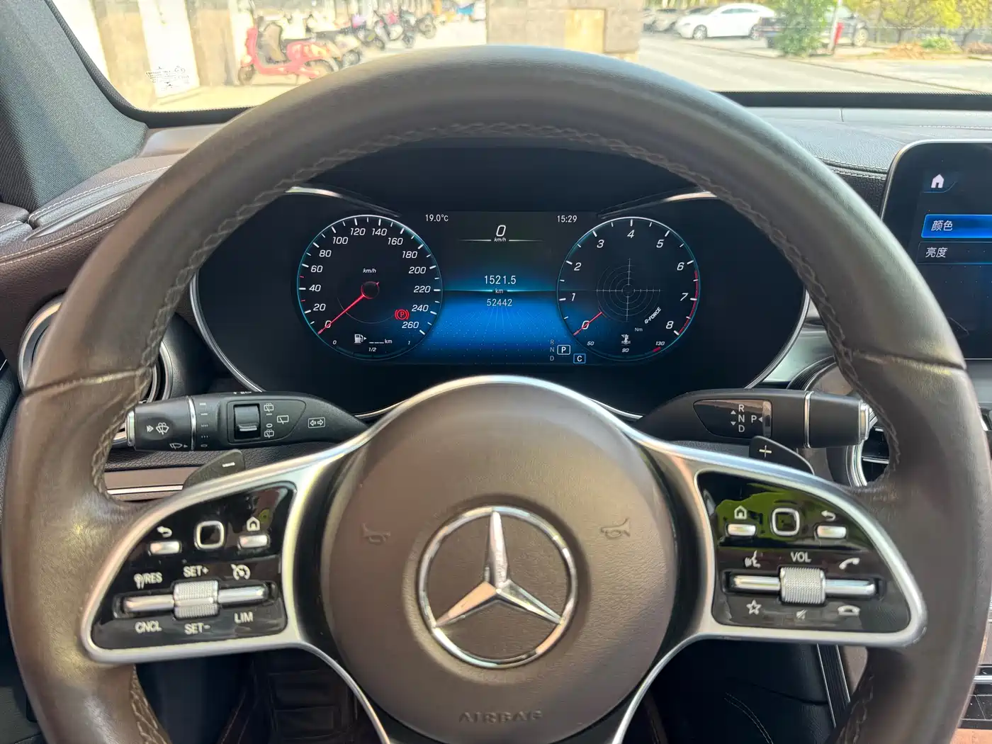 Mercedes-Benz GLC 2020 Facelift GLC 300 L 4MATIC Dynamic фото 12