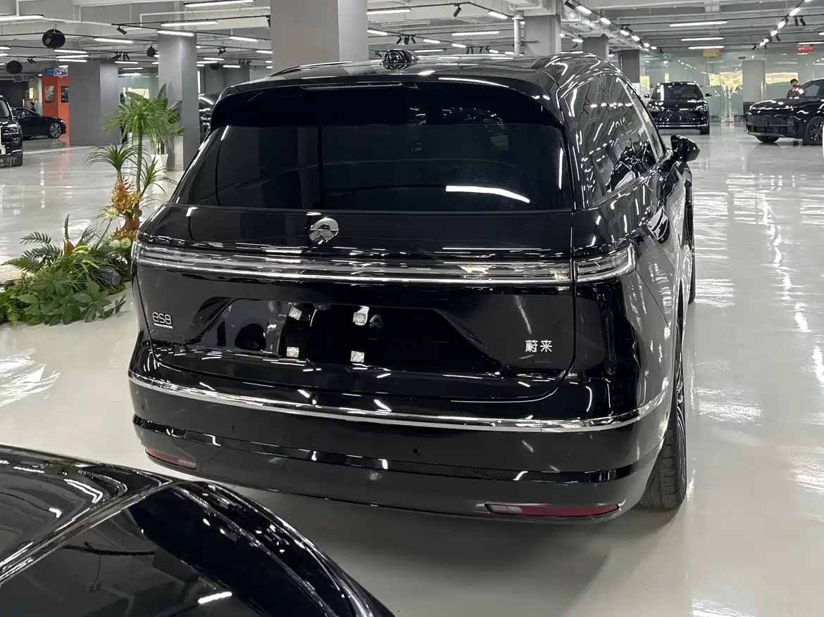 NIO NIO ES8