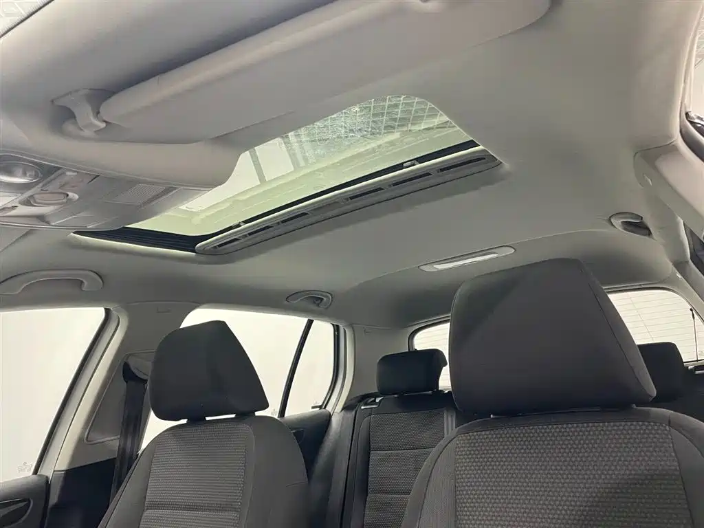 Volkswagen Golf 2012 1.6 Automatic Comfort Type фото 17