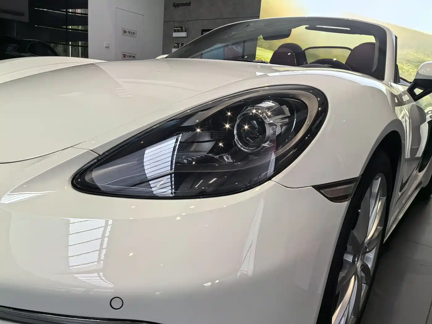 PORSCHE 718