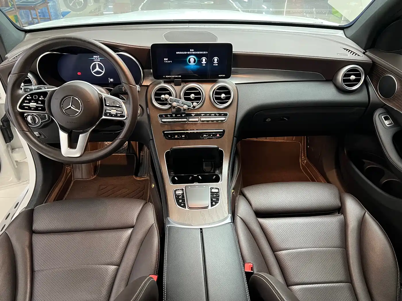 MERCEDES-BENZ GLC