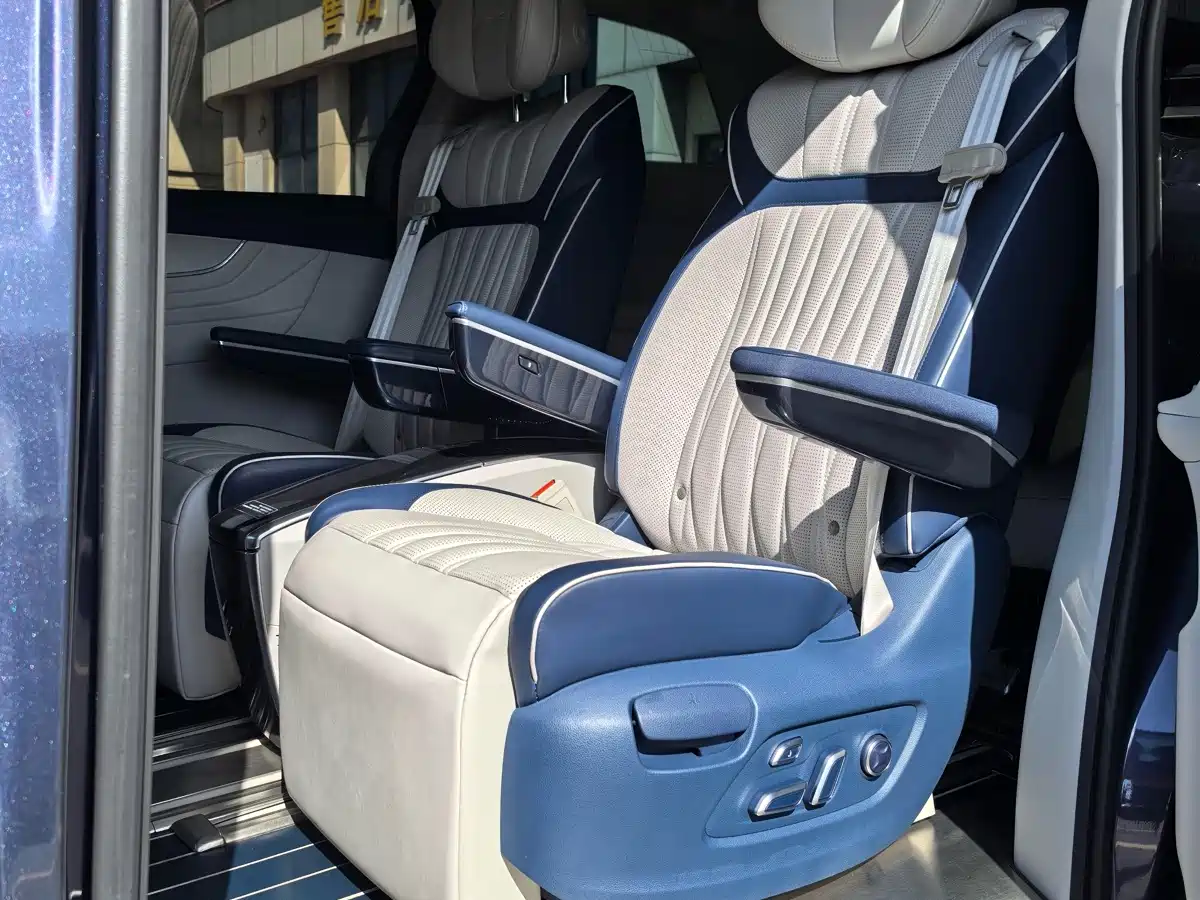 Roewe iMAX8 2021 2021 400TGI Supreme Series Honor