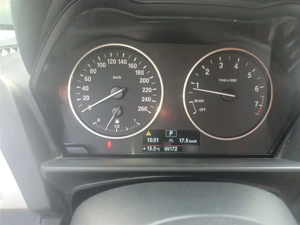 BMW 1 Series (Import) 2013 Facelift 116i Leading Model фото 4