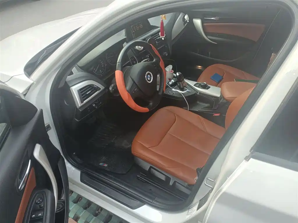 BMW 1 Series (Import) 2013 Facelift 116i Leading Model фото 8