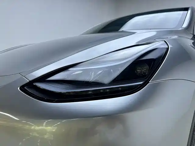Фото 19 - Tesla Model Y