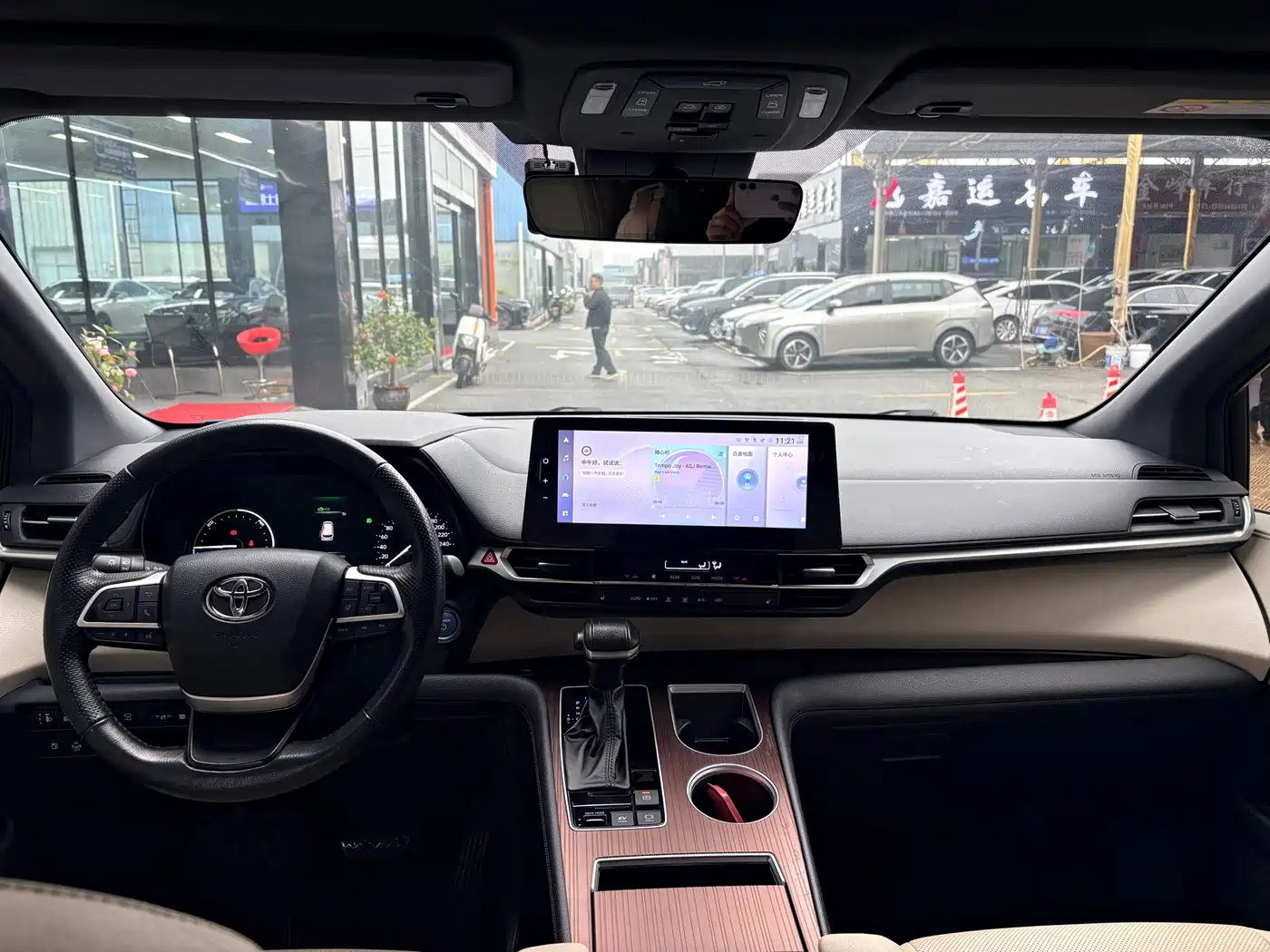 TOYOTA GREVIA