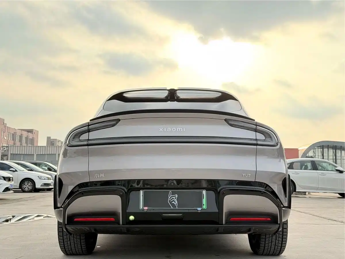 XIAOMI CAR XIAOMI YU7