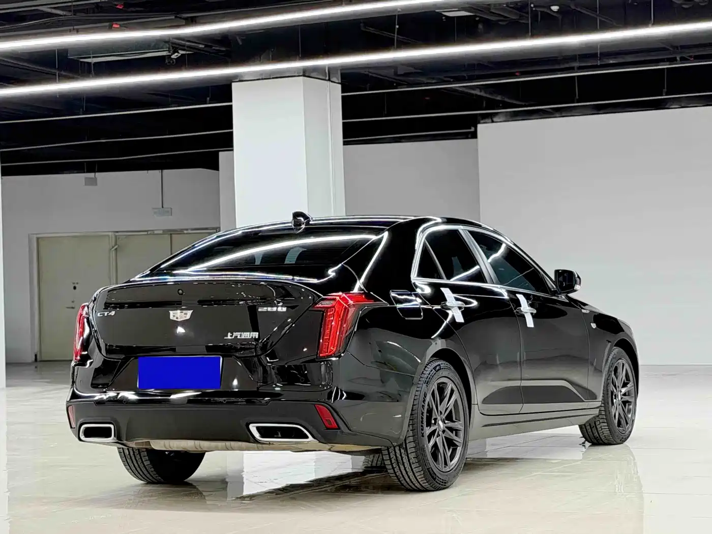 Cadillac CT4 2024 2022 28T Luxury Model