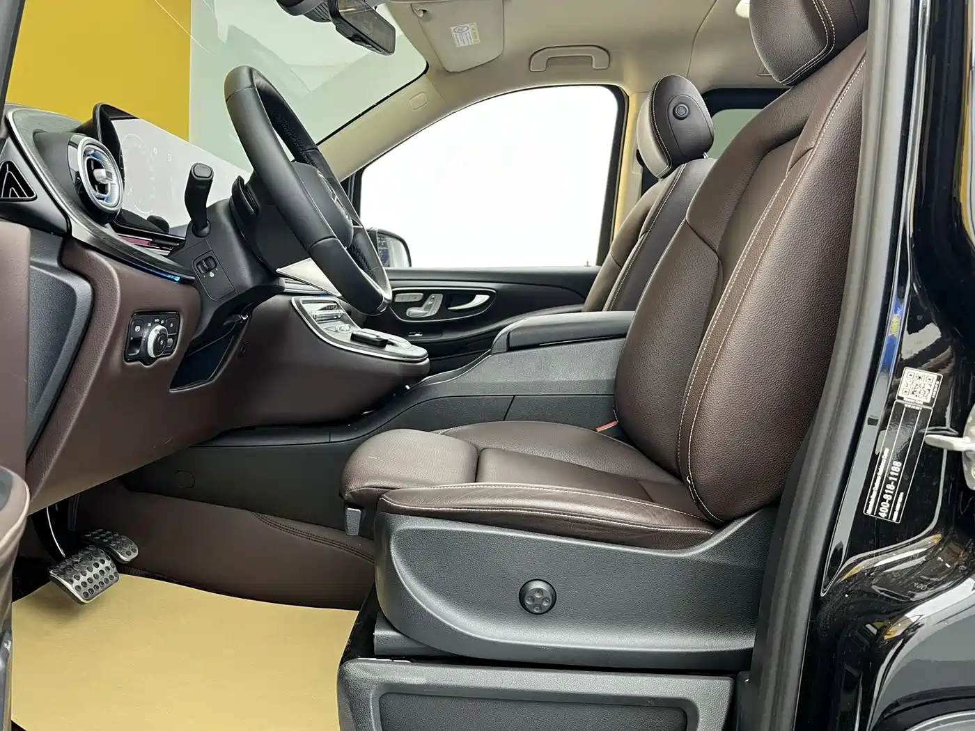 Mercedes-Benz V-Class 2025 2024 V 300 L Long Wheelbase Premium