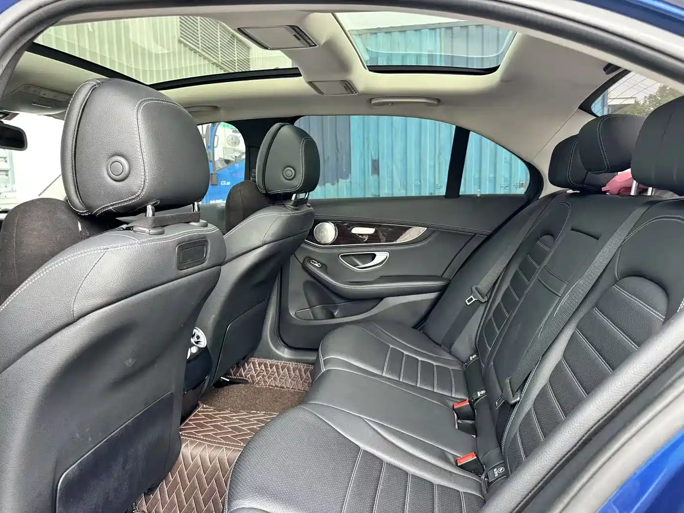 Фото 6 - Mercedes-Benz C-Class