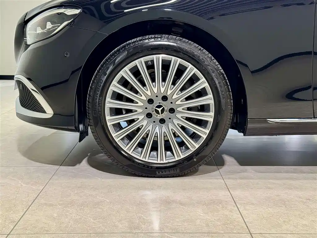 Mercedes-Benz E-Class 2021 E 300 L Fashion фото 10
