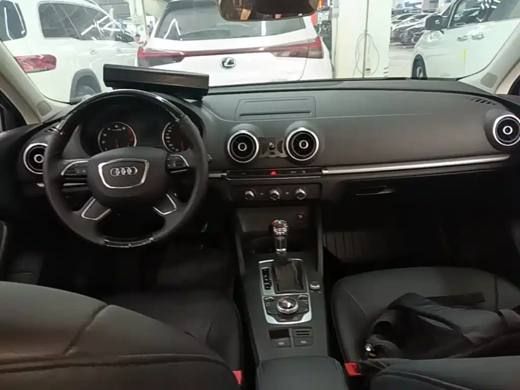 Фото 10 - Audi A3