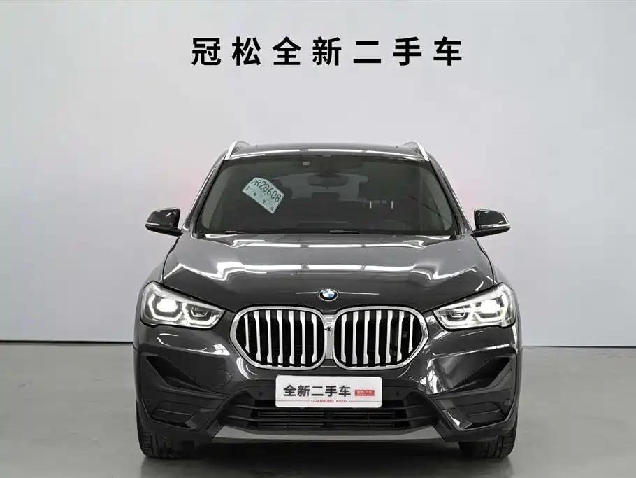 BMW X1 2022 sDrive25Li Leading фото 2
